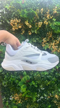 White Dior B22
