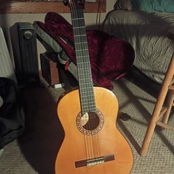 Conde Hermanos Media luna A1 Concert Flamenco Guitar