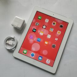 iPad 6th Generation, Excellent Condition