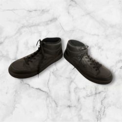 Men’s size 10 Bk Brand Hightop shoes