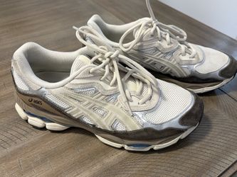 ASICS gel nyc