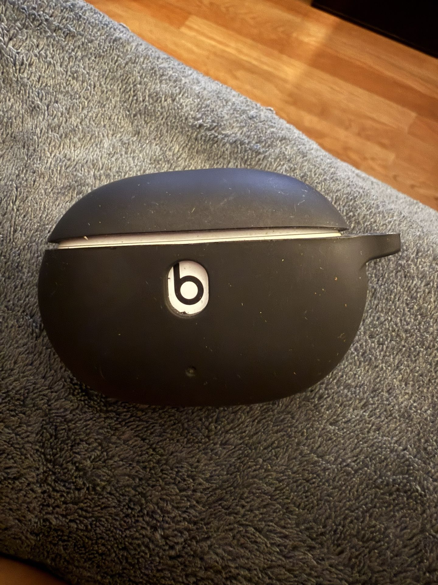 Beats Studio Buds