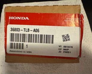 2017 - 2022 HONDA CRV FRONT CRUISE CONTROL SENSOR RADAR OEM