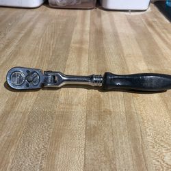 Snapon 3/8” flex ratchet (F735B) used but still works great $80 in n Lakeland or shipping available 