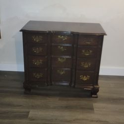 Classic Ethan Allen Cherry Block Front Bachelor Chest - Chippendale Style