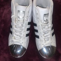 Women’s Adidas For Sale 🎉🎉🎉🎉🎉🎉