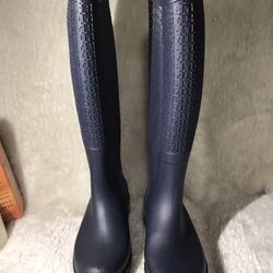 TOMMY HILFIGER TALL RUBBER MONOGRAM RAIN BOOTS SIZE 8 