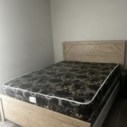 Bedroom Set for sale!