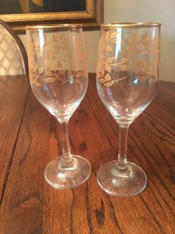 12 gold wine glasses