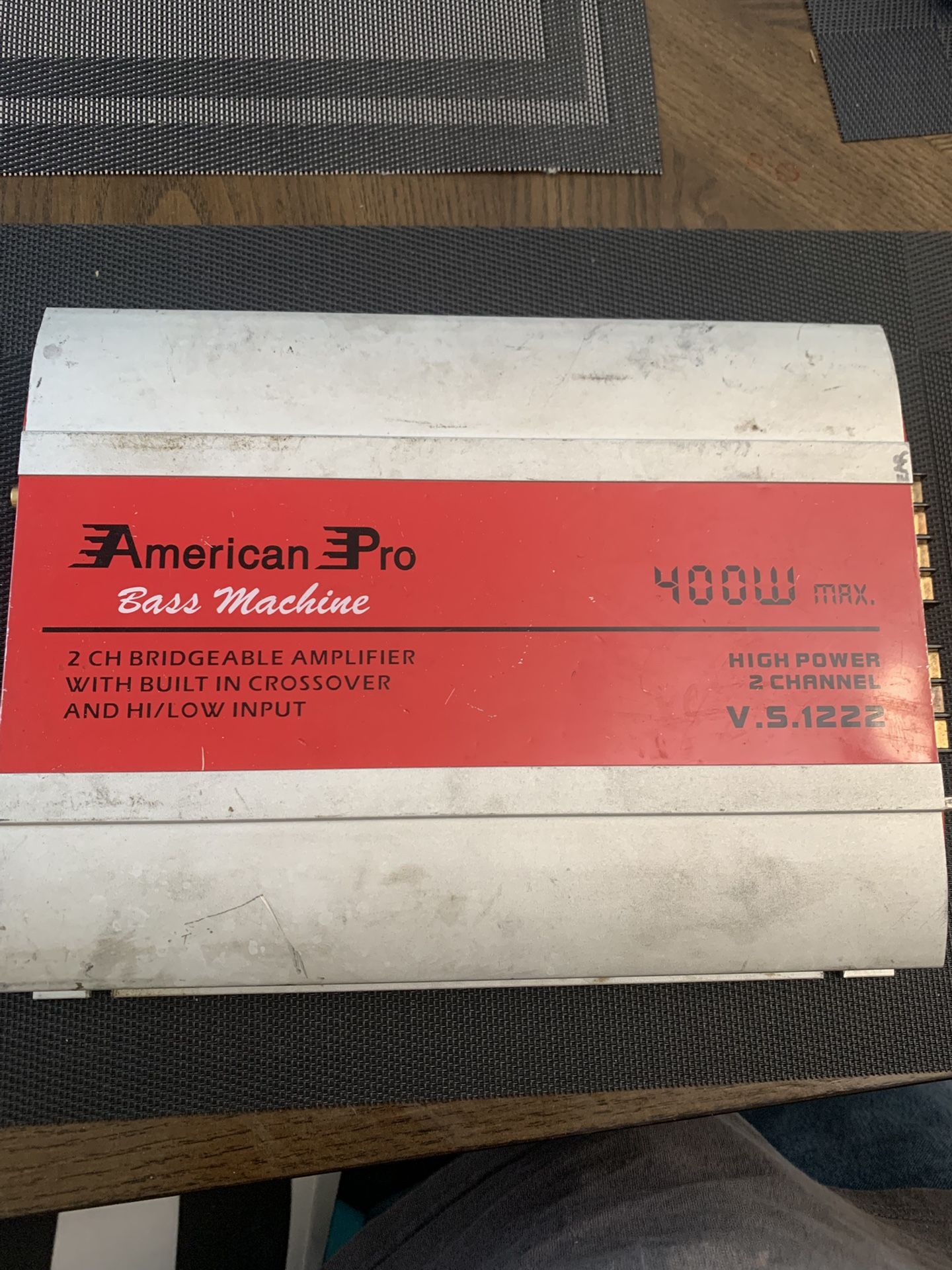 American PRO BASS AMP