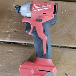 Milwaukee Impact Asking $70 Cash Like New Condition