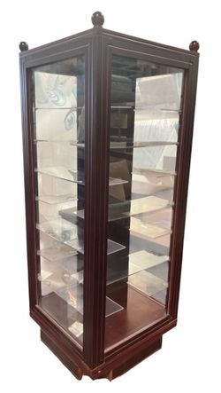 Carousel Display Cabinet 31”