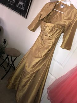 Prom/formal dress size 10