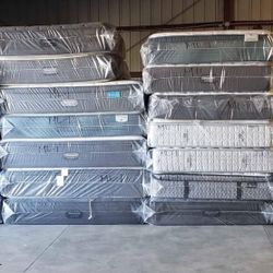 Mattress Clear out!! Financing Deals!! Delivery!! MSG Asap! 