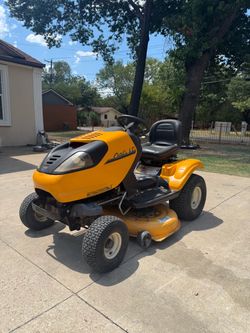 Cub Cadet Zero Turn Riding Mower – Runs & Cuts Great