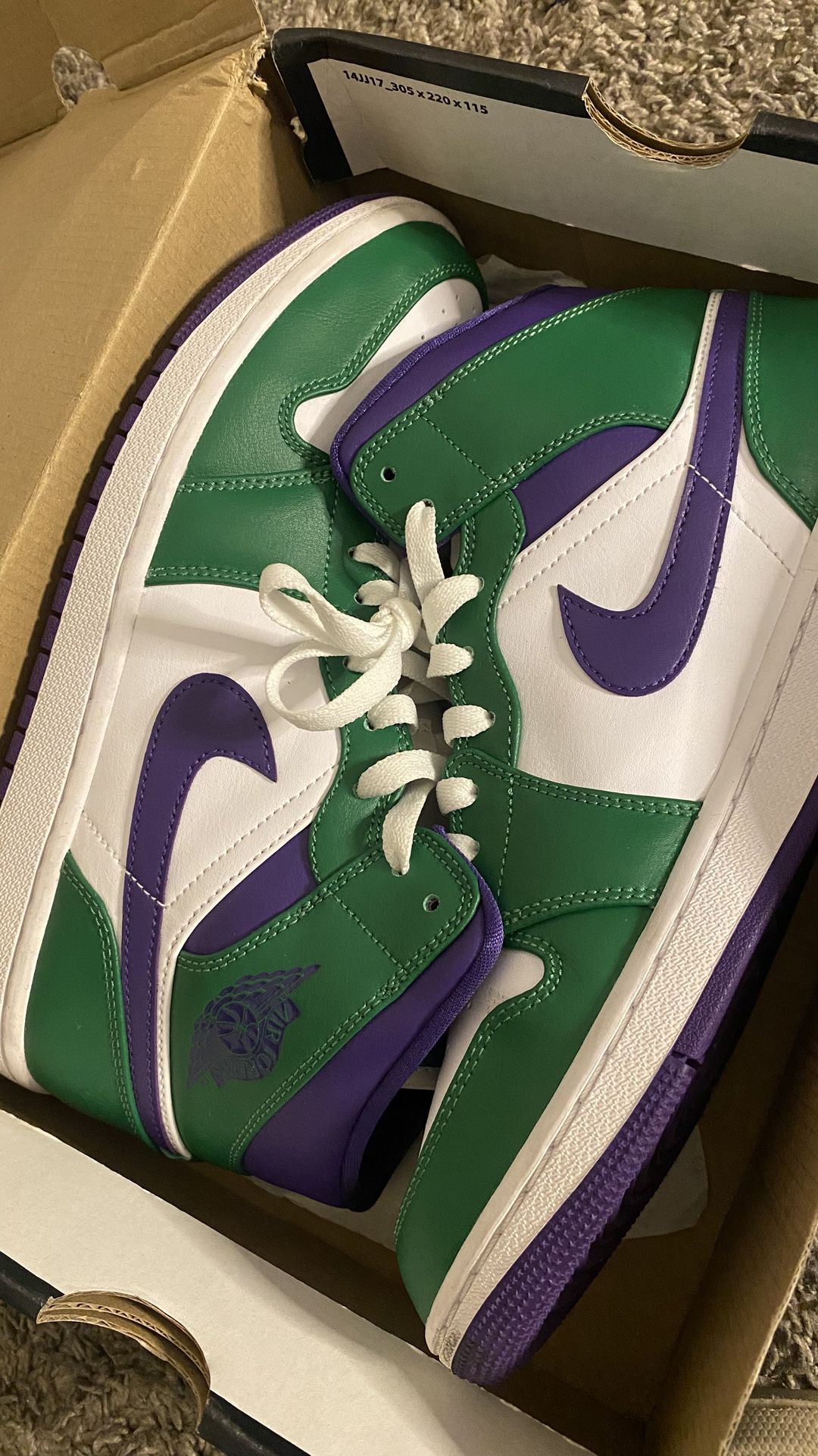 Air Jordan 1 Mid