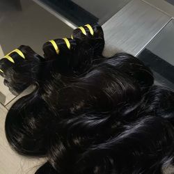 3 RAW CAMBODIAN HAIR BUNDLES 30” $113.85