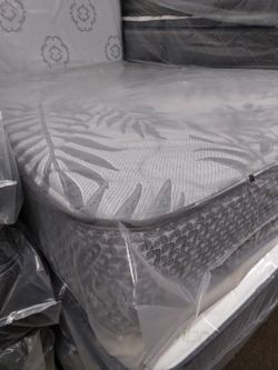 Mattress plush new queen colchones cama bed mattres delivery frame rails available 