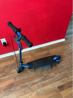 Razer electric scooter