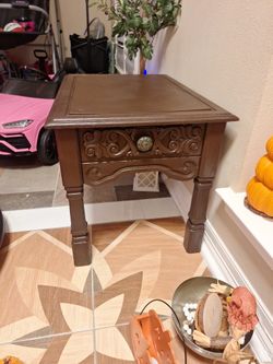Real WOOD End Table 