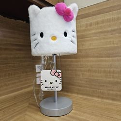 NEW! Hello Kitty Plush Table Lamp Light For Kids Rooms