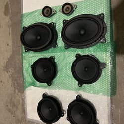Toyota 4Runner Factory Speakers (5th gen)