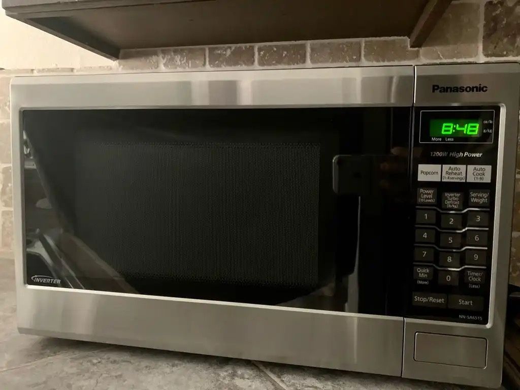 PANASONIC Microwave Oven NNSA651S for Sale in Medley, FL OfferUp
