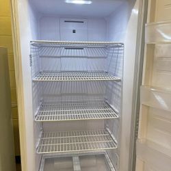 🧊 Kenmore 20 cu. ft. Upright Freezer – Ice Cold & Garage Ready!
