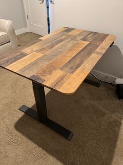 Vari Electric Standing Desk – 48” × 30” Reclaimed Wood Top