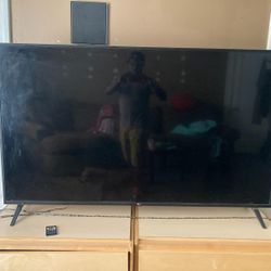 65" Smart Tv