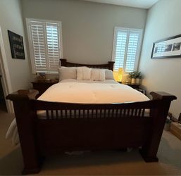 Queen Bedroom Set