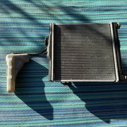 EK 96-00 Radiator With Fan / Coolant Reservoir  