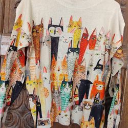 Cat Graffic Top Women's Medium 