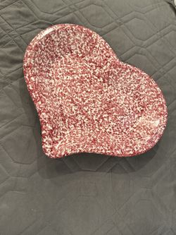 Heart shaped Vintage Chapparal Stonewear Sponge Print Plate