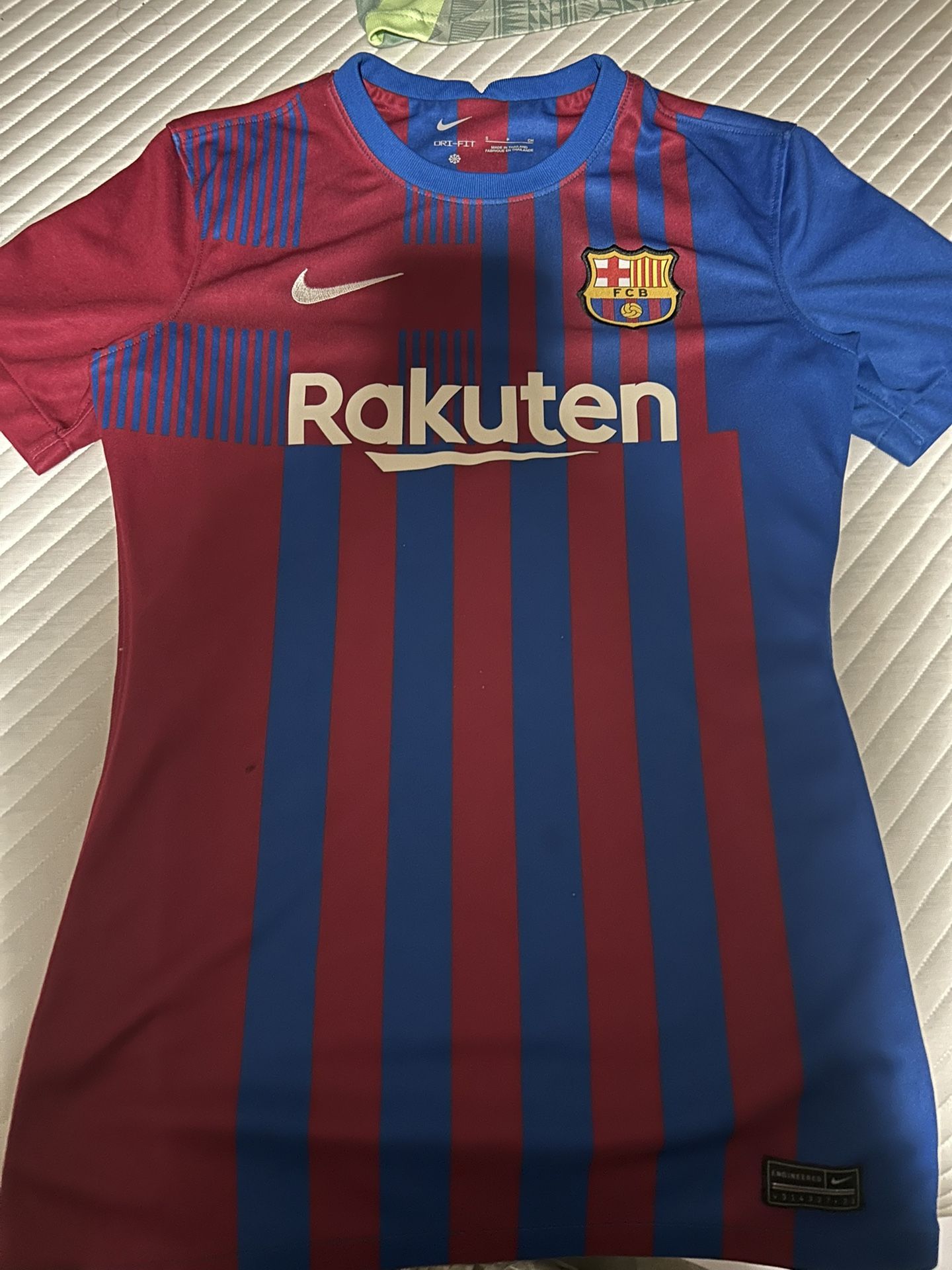 Nike FC Barcelona 2021/2022 Women's Home Stadium Soccer Jersey Size Small