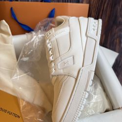 Sneakers Size 8/8.5/9 US Men Available Perfect Valentines 💘 Gifts 🎁 