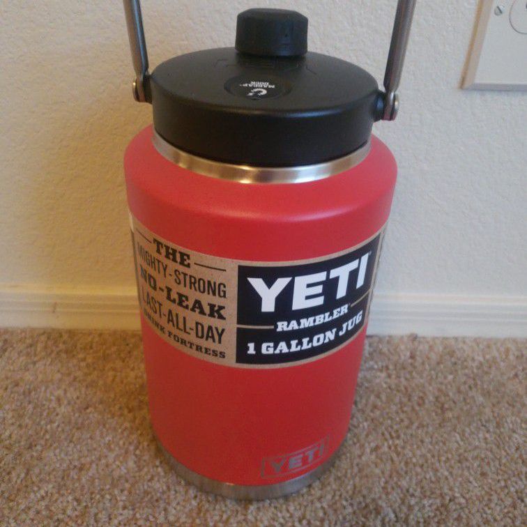 Brand NEW $140 YETI ONE GALLON JUG RAMBLER CAMP GREEN COLOR for Sale in  Tempe, AZ - OfferUp