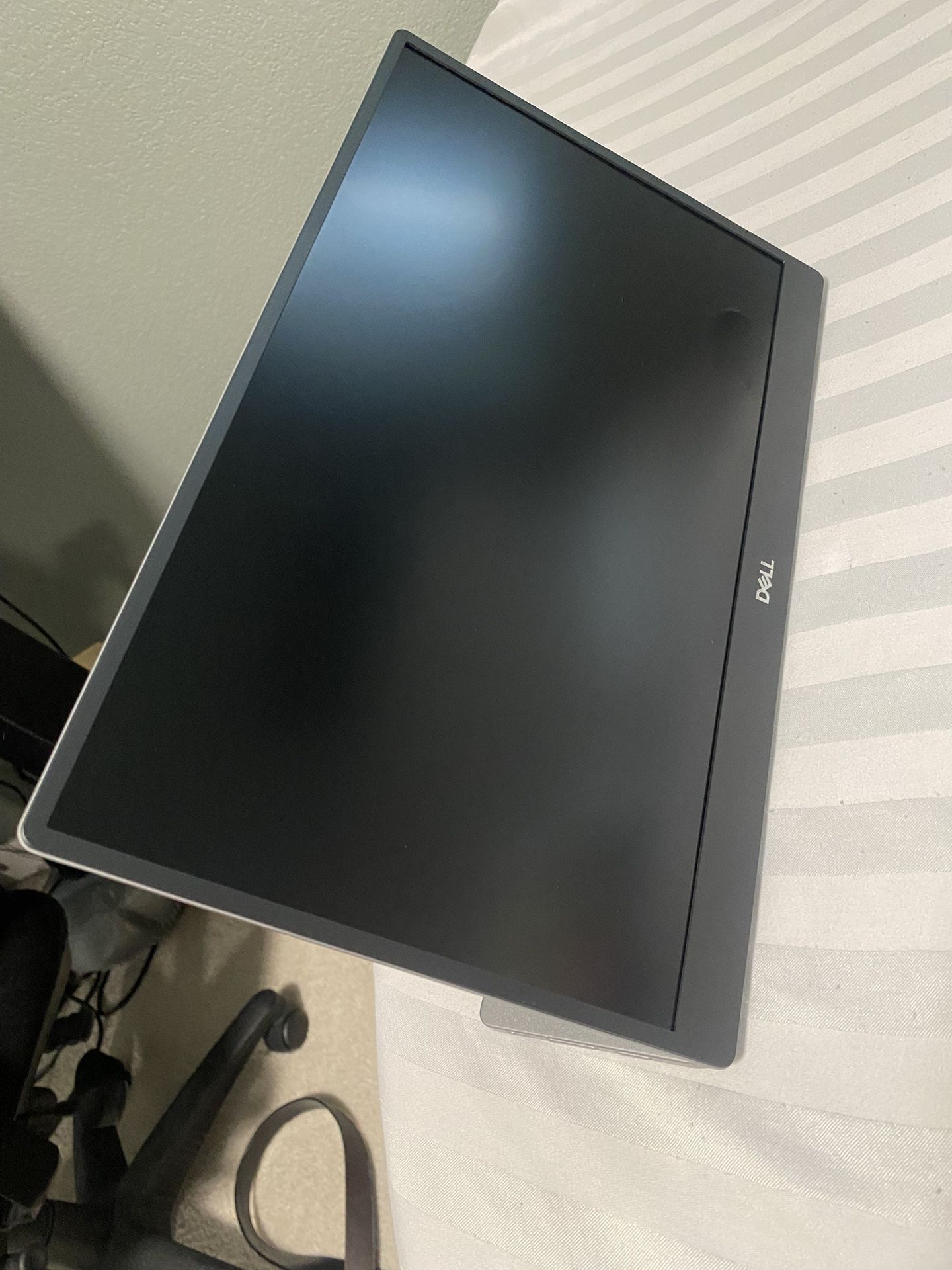 14 In Dell Laptop Monitor Extender