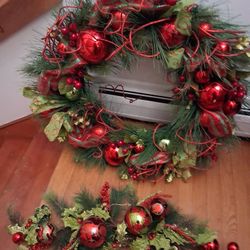 Wreath And  2 Small Ones