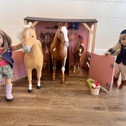 American Girl Horse Stable + Horses + Accessories + Horseback Riding Outfits  