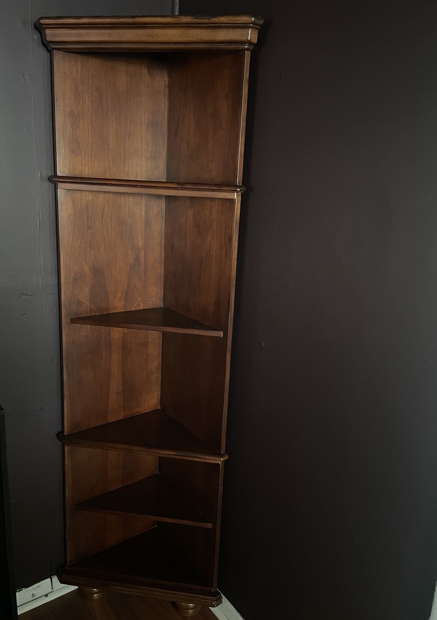 2 corner shelfs 78” tall