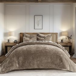 EVERGRACE Velvet Quilt Set King Size