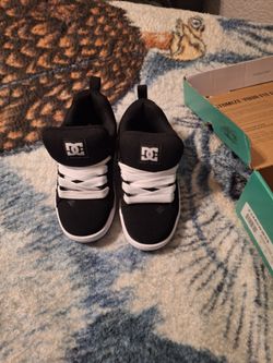 For DC Shoes for girls