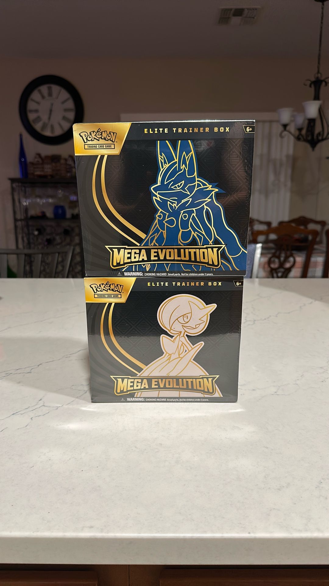 Mega Evolutions ETB set