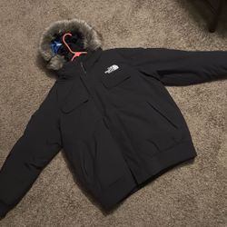 Brand New Northface Jacket Was 450 Asking 100$ Size XL brand New