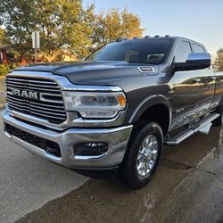 2022 Dodge Ram 2500 4x4 Diesel LARAMIE 