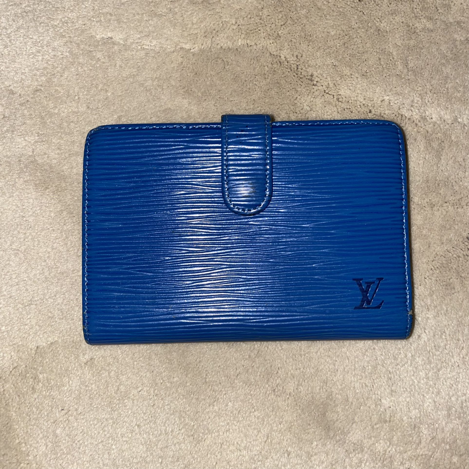 LOUIS VUITTON Epi Portefeuille Viennois Bifold Clasp Wallet