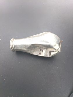 26.5 grams of scrap silver $45-$48 value yours for $30 come and get it anytime.