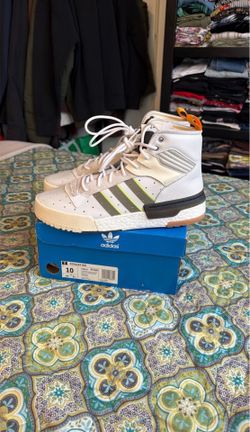 Adidas Rivalry RM Cream White | Mens 10