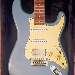 Squier Bullet Strat